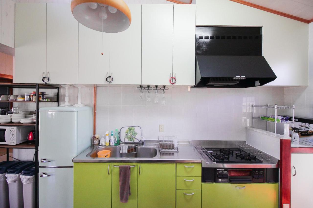 Terrace House Tsubokawa Villa Наха Екстериор снимка