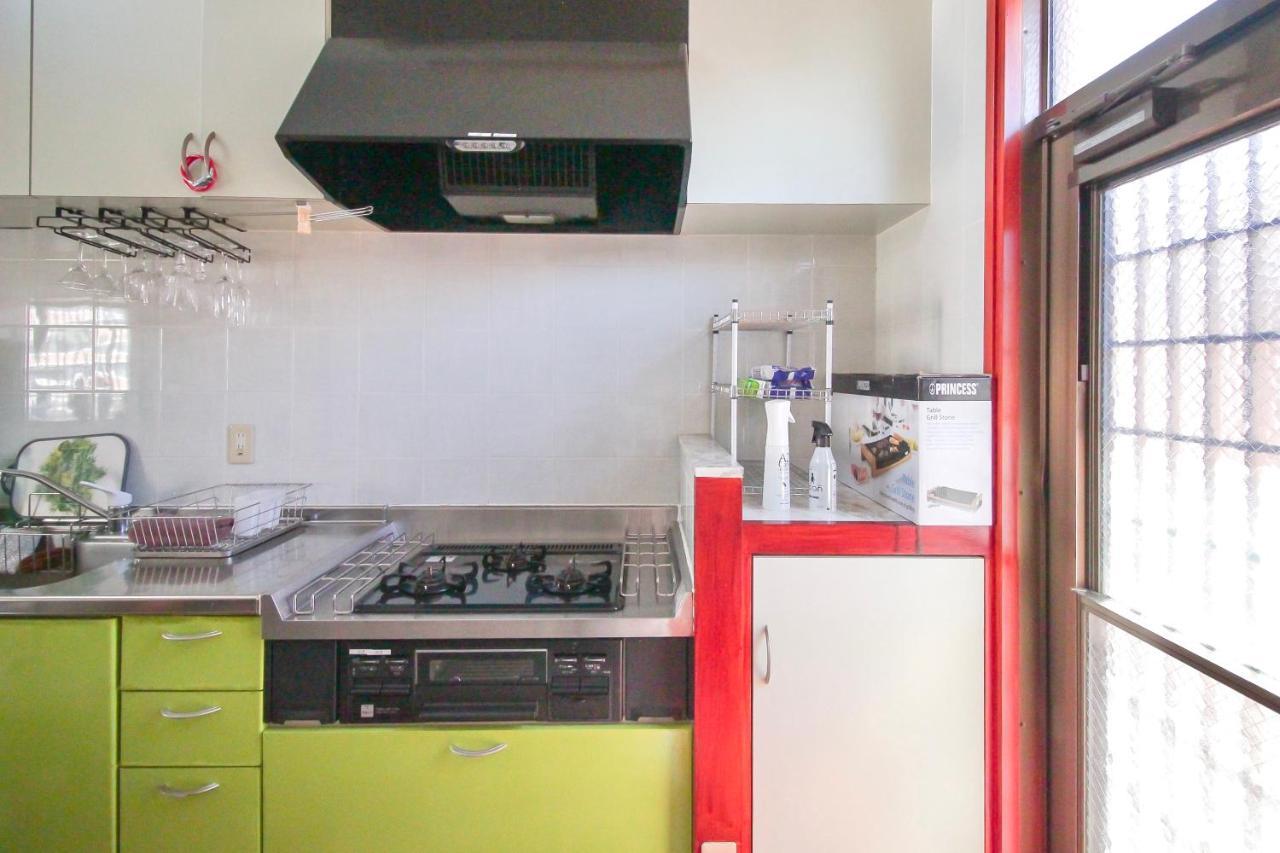 Terrace House Tsubokawa Villa Наха Екстериор снимка
