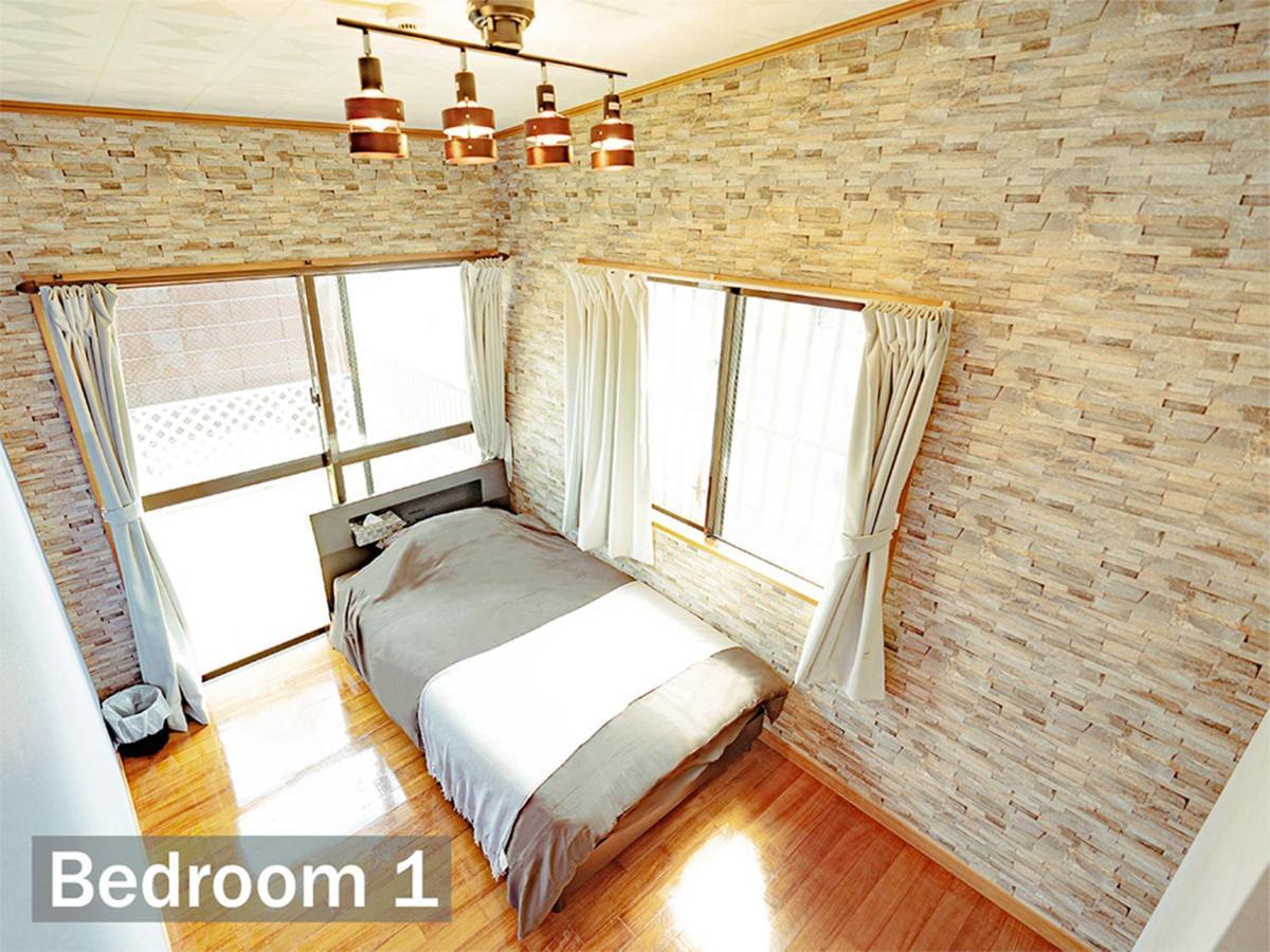 Terrace House Tsubokawa Villa Наха Екстериор снимка
